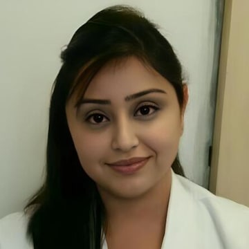 Dr. Niti Sood (Dr. Soods Multispecialty Dental & Implant Center)