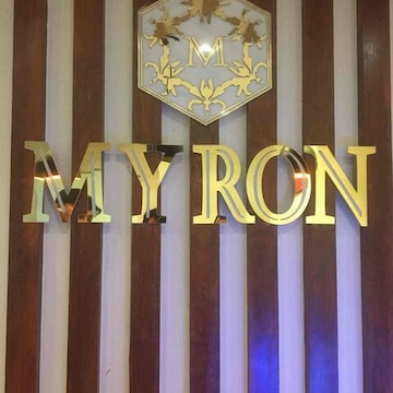 Myron Spa